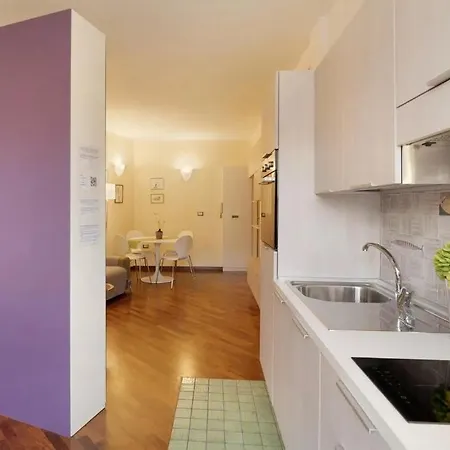 Central Apartment サレルノ