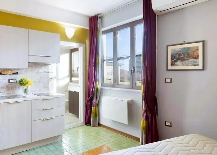 Central Apartment Salerno
