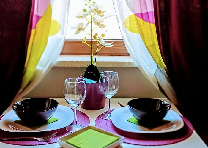 Central Apartment *